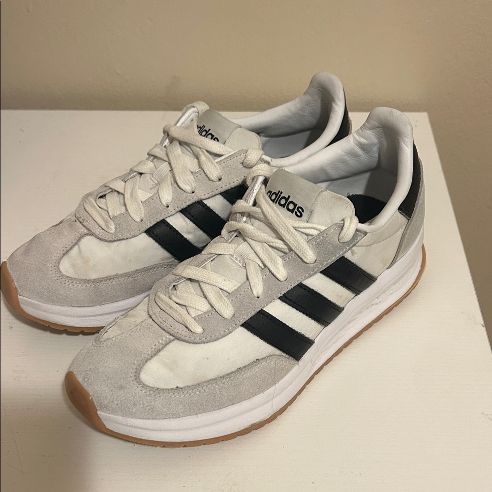 Adidas Men's Gray and Black Sneakers